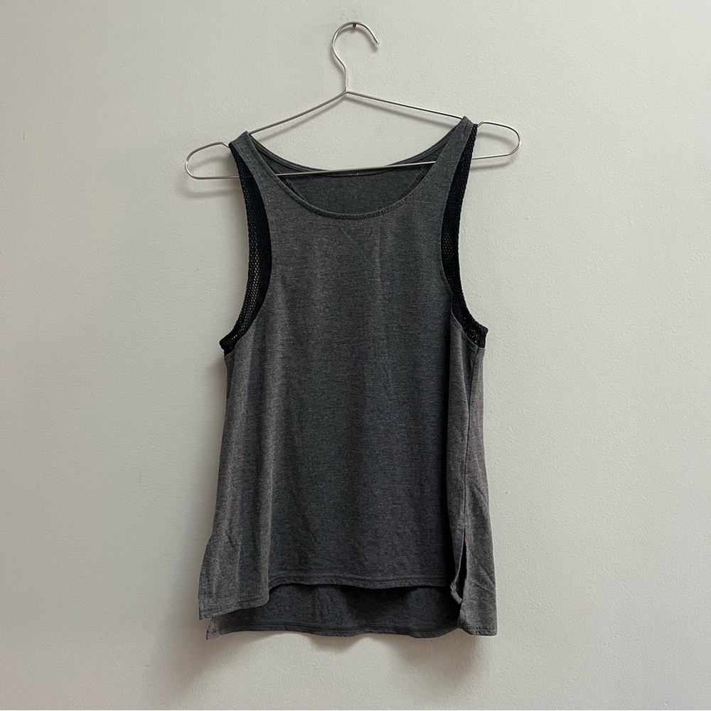 ALO yoga grey and black tank